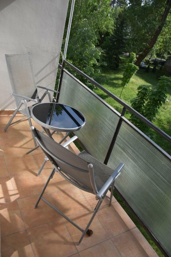 Lovely Apartment At Balatonfenyves Buitenkant foto