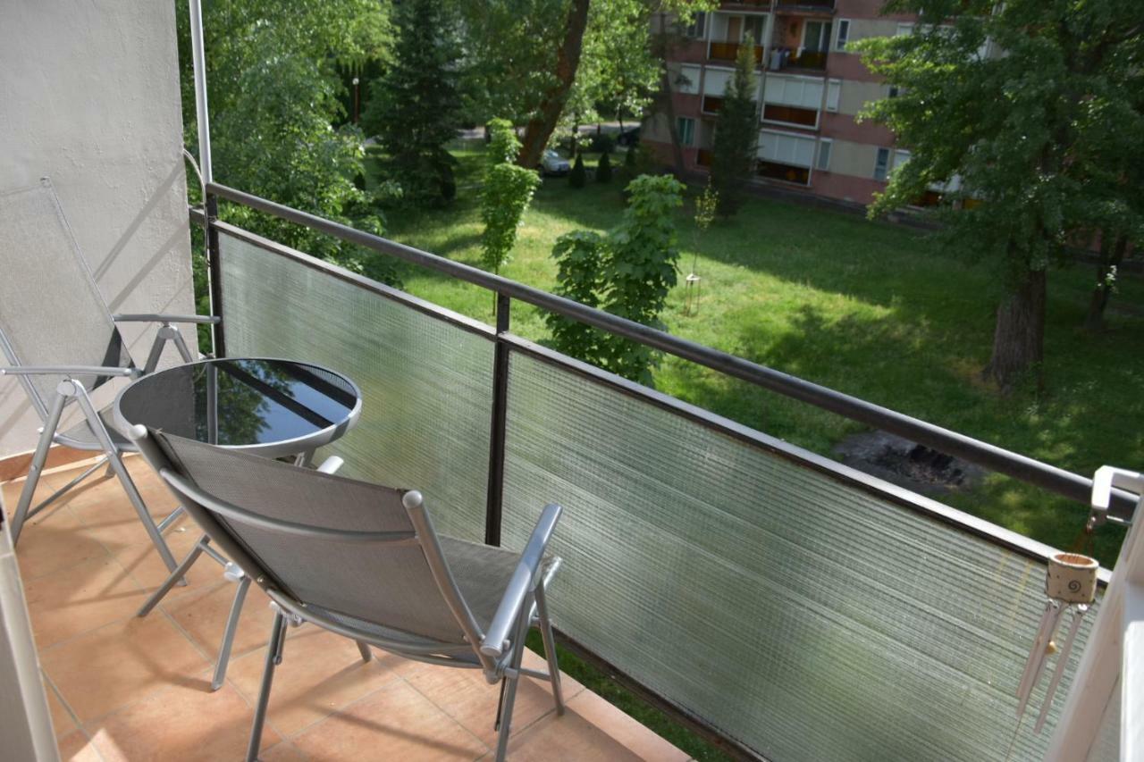 Lovely Apartment At Balatonfenyves Buitenkant foto